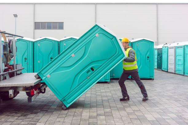 Best Portable Restroom Servicing (Cleaning and Restocking)  in David City, NE